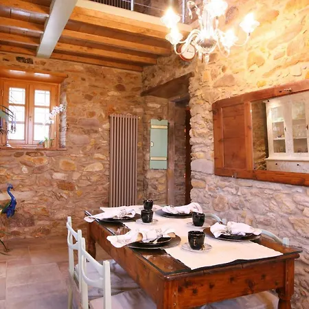 펜션 Lucca Refined Convent With Pool And Wi-fi