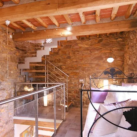 펜션 Lucca Refined Convent With Pool And Wi-fi