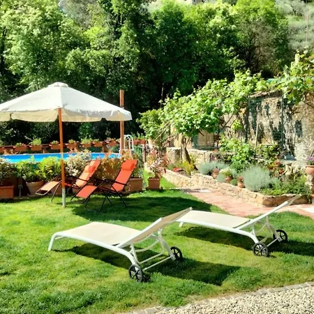 펜션 Lucca Refined Convent With Pool And Wi-fi *